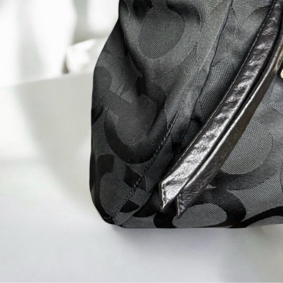 Vintage Coach Parker Signsture Op Art Shoulder Bag-13420 - Picture 3 of 6